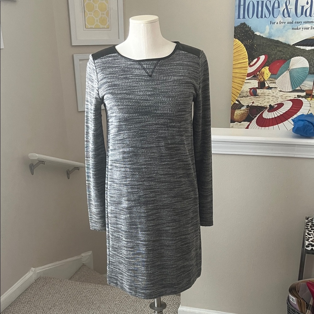 LOFT Black and Gray Long Sleeve Dress